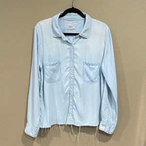 RAILS Button up Top Womens XL Blue Carter Light Vintage Wash Chambray Raw Hem